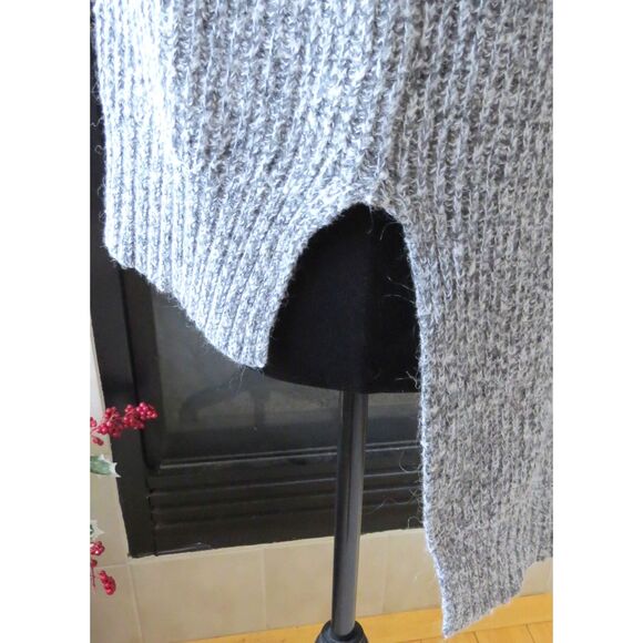 Express women's Hi-lo Hem Mohair/Wool Blend Turtleneck Sweater Gray S EUC - Picture 4 of 9